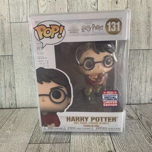 Funko Pop! Harry Potter Broom w/ Winged Key #131 Summer Con 2021 + Protector